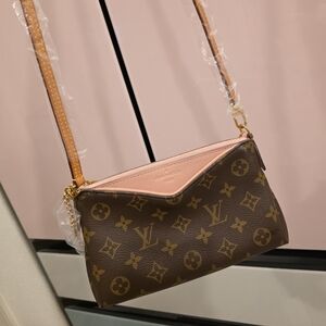 Louis Vuitton Pallas Monogram Crossbody Bag Pink Rose Poudre 2017 Pre-Loved